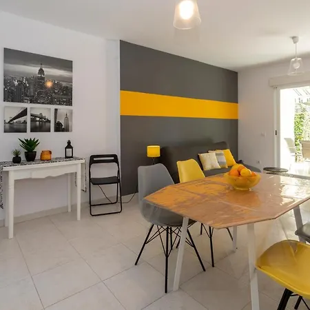 Fontana Iv, 2 Dormitorios, By Bookindenia Apartamento