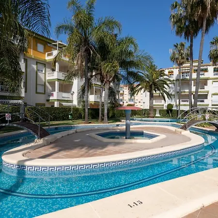 Apartamento Fontana Iv, 2 Dormitorios, By Bookindenia *