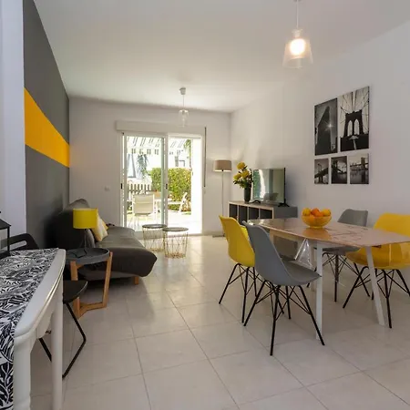 Fontana Iv, 2 Dormitorios, By Bookindenia