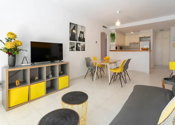 Fontana Iv, 2 Dormitorios, By Bookindenia Denia